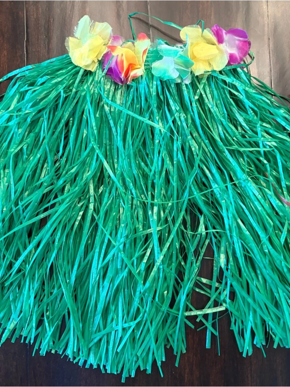 Girls Play Hawaiian Hula Grass Skirts with Adjustable Flower Waistbands